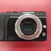 ミラーレス一眼|OLYMPUS