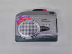 ポータブルカセットプレーヤー|AIWA