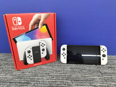 【タバコ臭有・付属品欠品有り】SWITCH有機EL