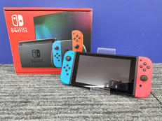 【画面少しキズ・欠品有り】バッテリー拡張型SWITCH|NINTENDO