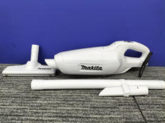 【キズヨゴレ有り】充電式クリーナー|MAKITA