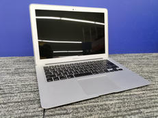 【ACアダプターのみ付属】MAC BOOK AIR|APPLE