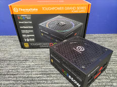 【光るファン搭載のPC電源・850W】|Thermaltake
