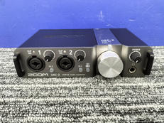 【ノブに少しガリ有り】オーディオインターフェイス|ZOOM