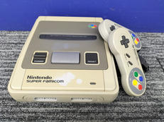 【「SNS1CHIP01」チップを搭載した後期型SFC】|NINTENDO / 任天堂