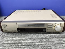 【VHS再生不可・部品用】ビデオデッキ|VICTOR