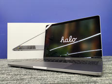 【第8世代1.4GHz4コアIntelCorei5搭載！】|APPLE