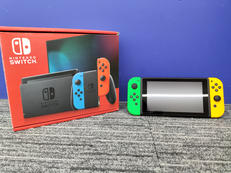 【セーフティガイド欠品・ジョイコン色違い】SWITCH|NINTENDO / 任天堂