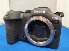 ミラーレス一眼|CANON