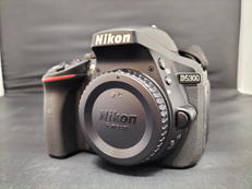 デジタル一眼レフ|NIKON