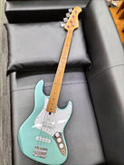 エレキベース|BACCHUS