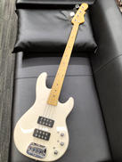 エレキベース|G&L