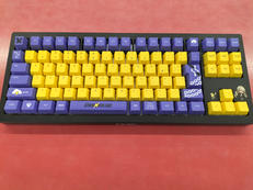 ゲーミングキーボード　神成きゅぴ EDITION|VSPO!GEAR