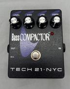 ベースコンプレッサー|TECH21.NYC