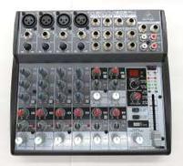 ミキサー|BEHRINGER