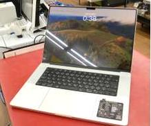 MACBOOK PRO|APPLE