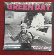 GREEN DAY SAVIORS (DELUXE)<限定盤|WARNER RECORDS