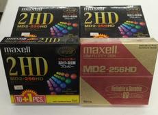 ミニフロッピーディスク|HITACHI MAXELL