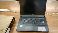 ゲーミングノートPC|MSI