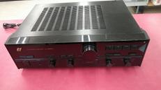 プリメインアンプ|SANSUI