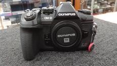カメラボディ|OLYMPUS
