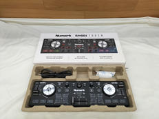 DJコントローラー|NUMARK