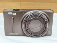 コンパクトデジタルカメラ|NIKON