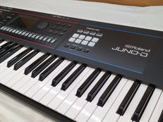 シンセサイザー|ROLAND