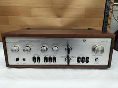 プリメインアンプ|LUXMAN