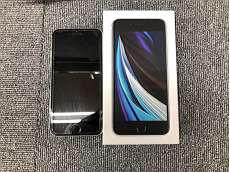 au iPhoneSE(第2世代)|APPLE