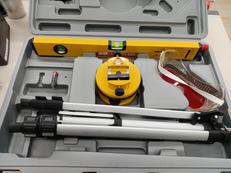 レーザーレベルセット|新潟精機