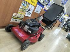 自走式エンジン芝刈り機|ミナト工業