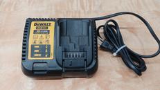 充電器|DEWALT