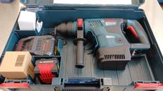 バッテリーハンマードリル|BOSCH