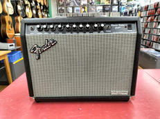 ギターアンプ|FENDER JAPAN