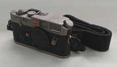 フィルム一眼レフ|LEICA