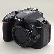 デジタル一眼レフ|NIKON
