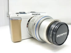 ミラーレス一眼|OLYMPUS