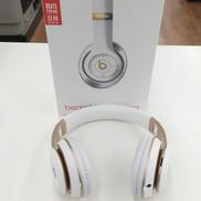 ワイヤレスヘッドフォン|BEATS