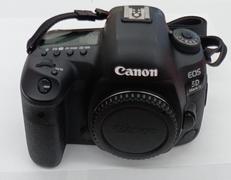 デジタル一眼ボディ|CANON