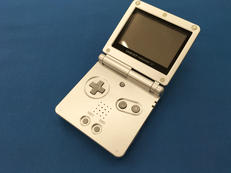 ゲームボーイアドバンスSP|NINTENDO / 任天堂