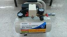 ミニオイルレスコンプレッサー|PAOCK