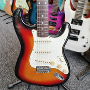 エレキギター|FENDER JAPAN