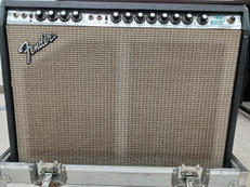 ギターアンプ|FENDER