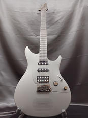 次世代アンプ内蔵エレキギター|ENYA