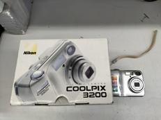 デジタルカメラ|NIKON