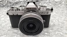 ミラーレス一眼|NIKON