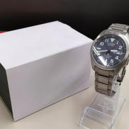 クォーツ・アナログ腕時計|CITIZEN