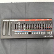 サウンドモジュール|ROLAND