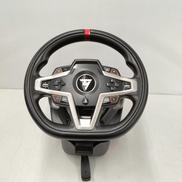 ステアリングコントローラー|THRUSTMASTER